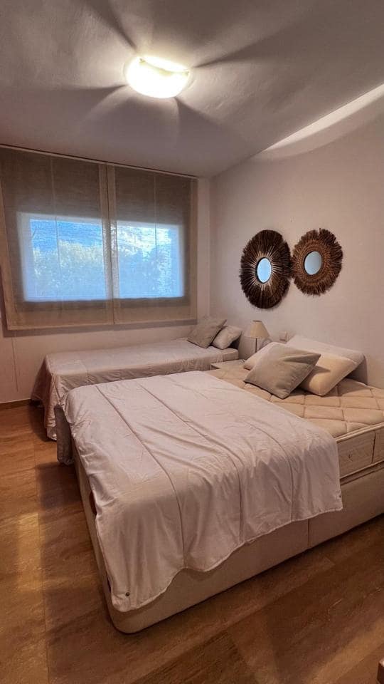 2 bedroom Flat for sale in Ibiza / Eivissa town with garage - € 799,000 (Ref: 9834609)