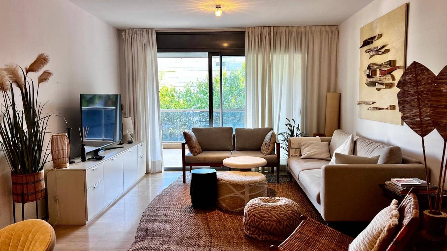 2 bedroom Flat for sale in Ibiza / Eivissa town with garage - € 799,000 (Ref: 9834609)