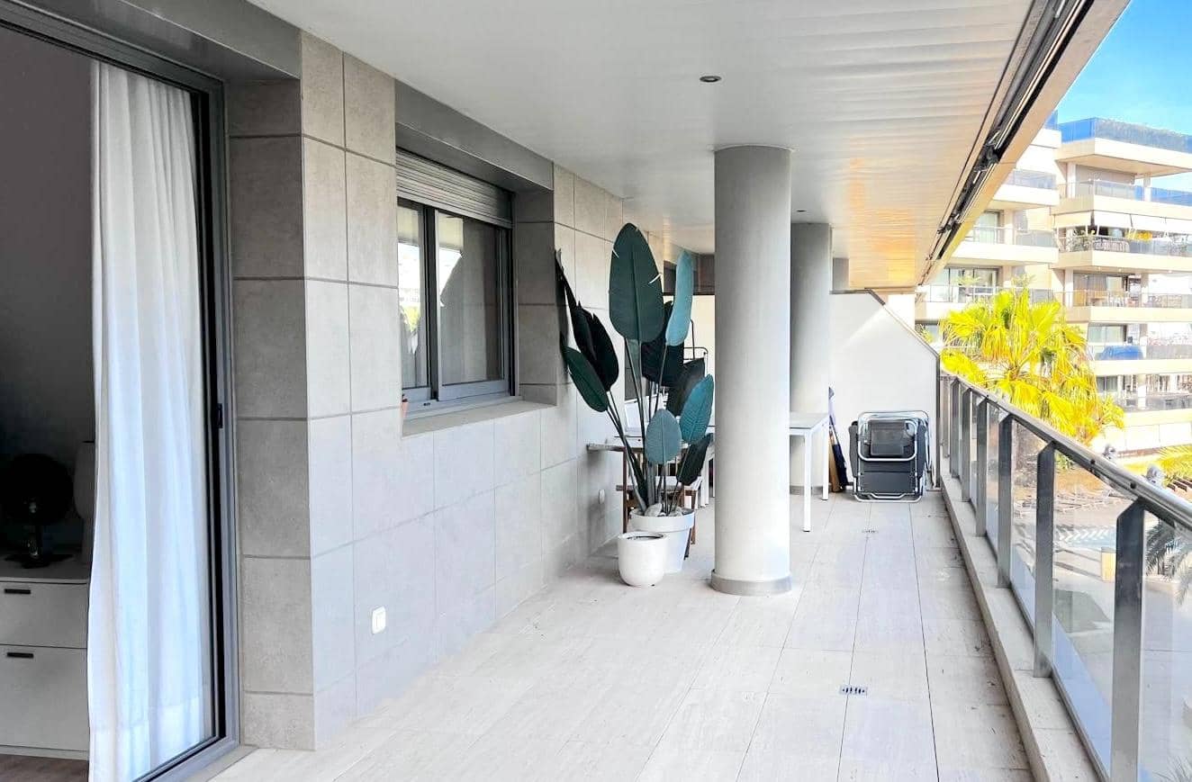 2 bedroom Flat for sale in Ibiza / Eivissa town with garage - € 799,000 (Ref: 9834609)