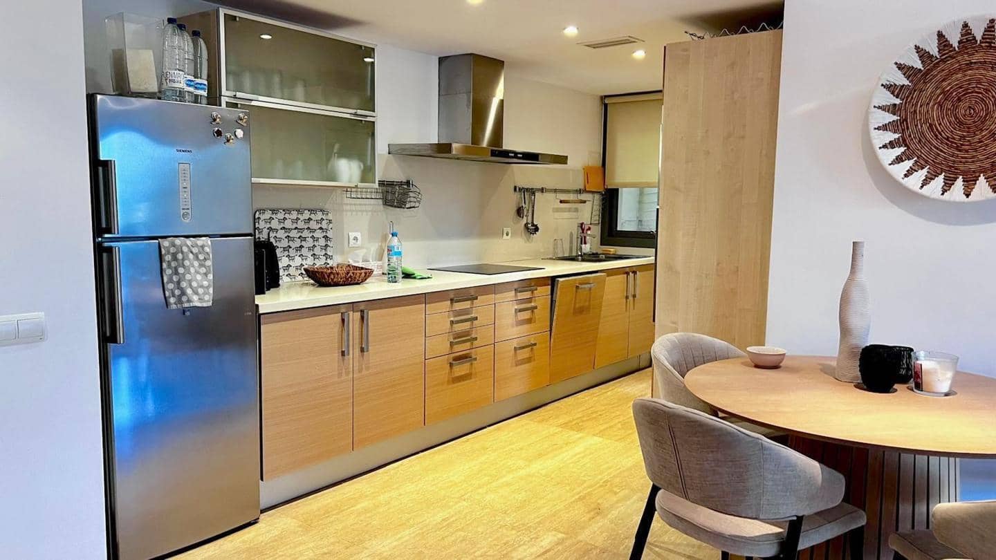 2 bedroom Flat for sale in Ibiza / Eivissa town with garage - € 799,000 (Ref: 9834609)