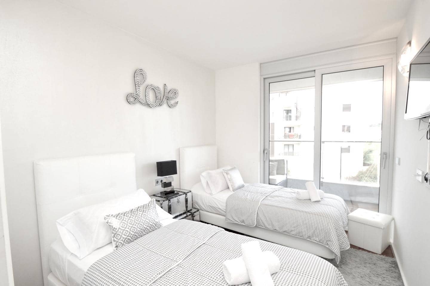 2 quarto Apartamento para arrendar em Ibiza / Eivissa cidade com piscina garagem - 12 000 € (Ref: 9850606)