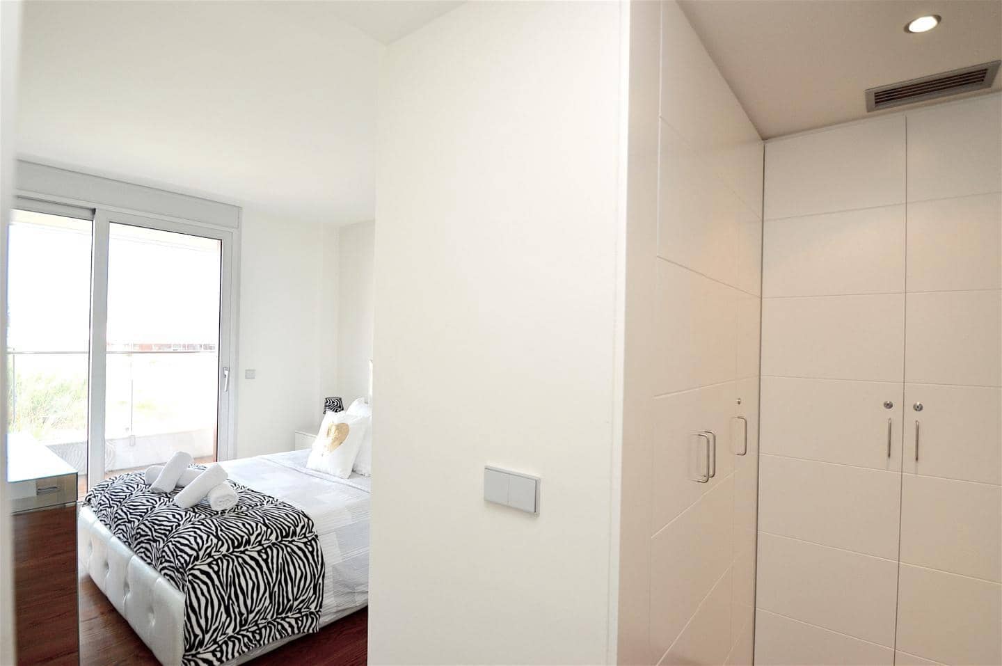 2 quarto Apartamento para arrendar em Ibiza / Eivissa cidade com piscina garagem - 12 000 € (Ref: 9850606)