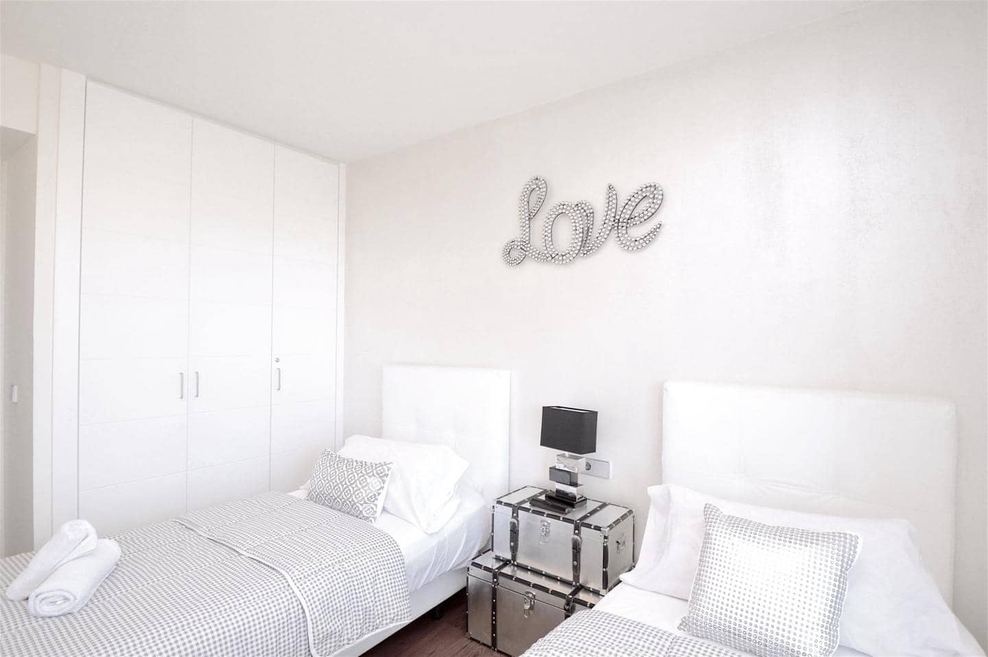 2 quarto Apartamento para arrendar em Ibiza / Eivissa cidade com piscina garagem - 12 000 € (Ref: 9850606)