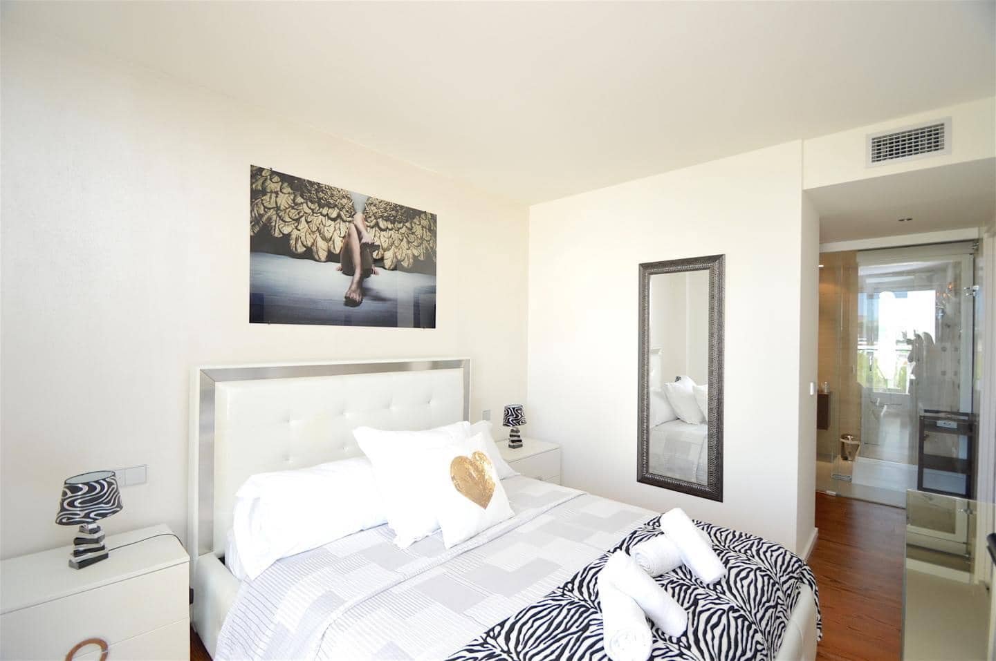2 quarto Apartamento para arrendar em Ibiza / Eivissa cidade com piscina garagem - 12 000 € (Ref: 9850606)