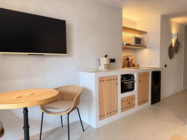 1 sovrum Lägenhet att hyra i Ibiza stad - 5 950 € (Ref: 9934855)