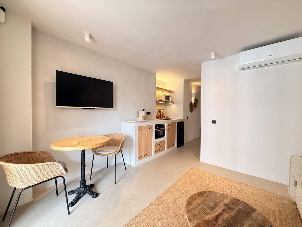 1 bedroom Flat for rent in Ibiza / Eivissa town - € 5,950 (Ref: 9934855)