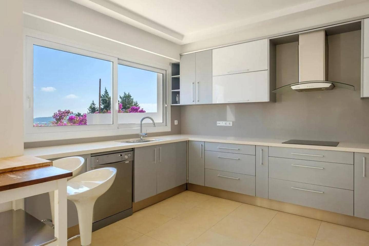 6 sypialnia Willa do wynajęcia w Miasto Ibiza / Eivissa z basenem garażem - 10 800 € (Ref: 9948421)