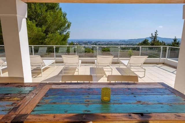 6 bedroom Villa for rent in Ibiza / Eivissa town with pool garage - € 10,800 (Ref: 9948421)