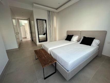 Villa/Maison de 6 chambres à louer à Talamanca avec piscine garage - 10 800 € (Ref: 9948608)
