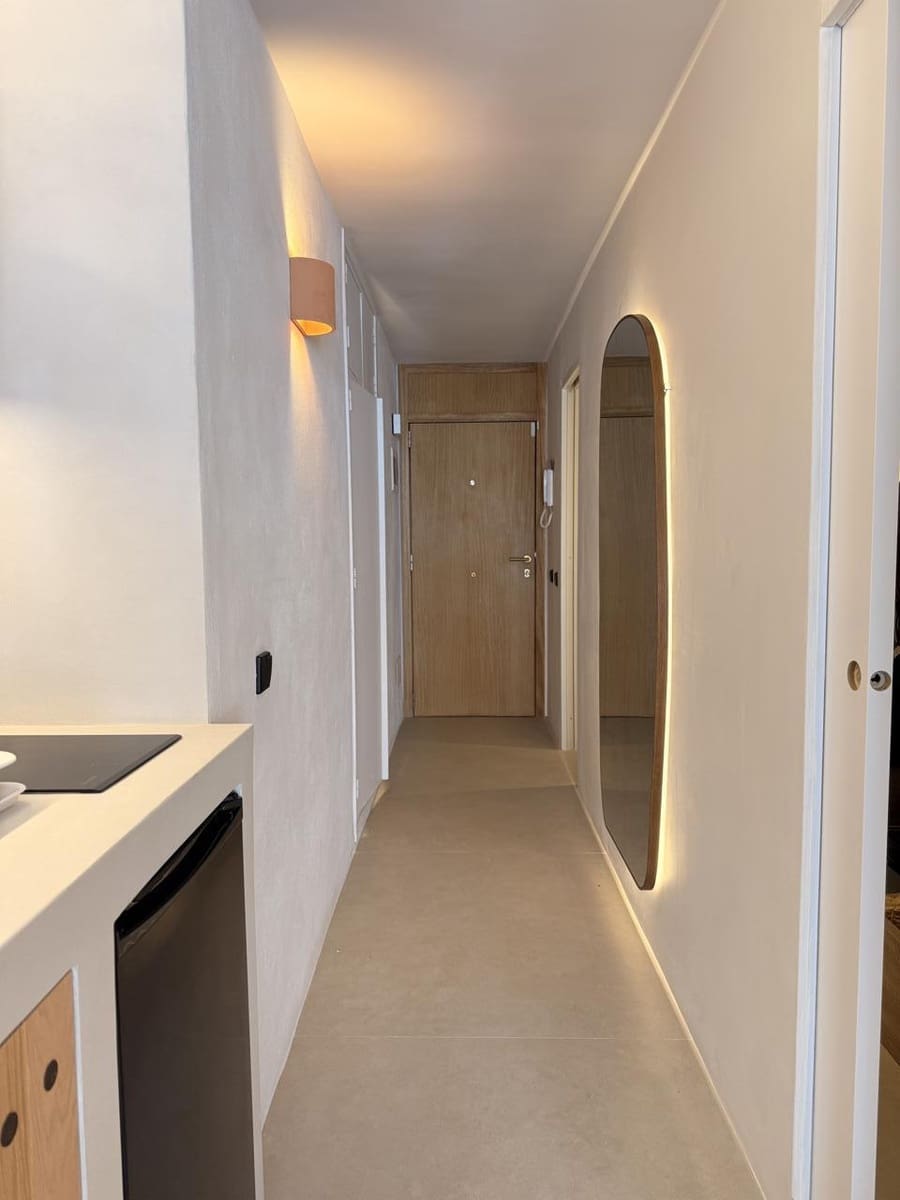 1 soverom Leilighet til leie i Ibiza by - € 3 000 (Ref: 9984035)