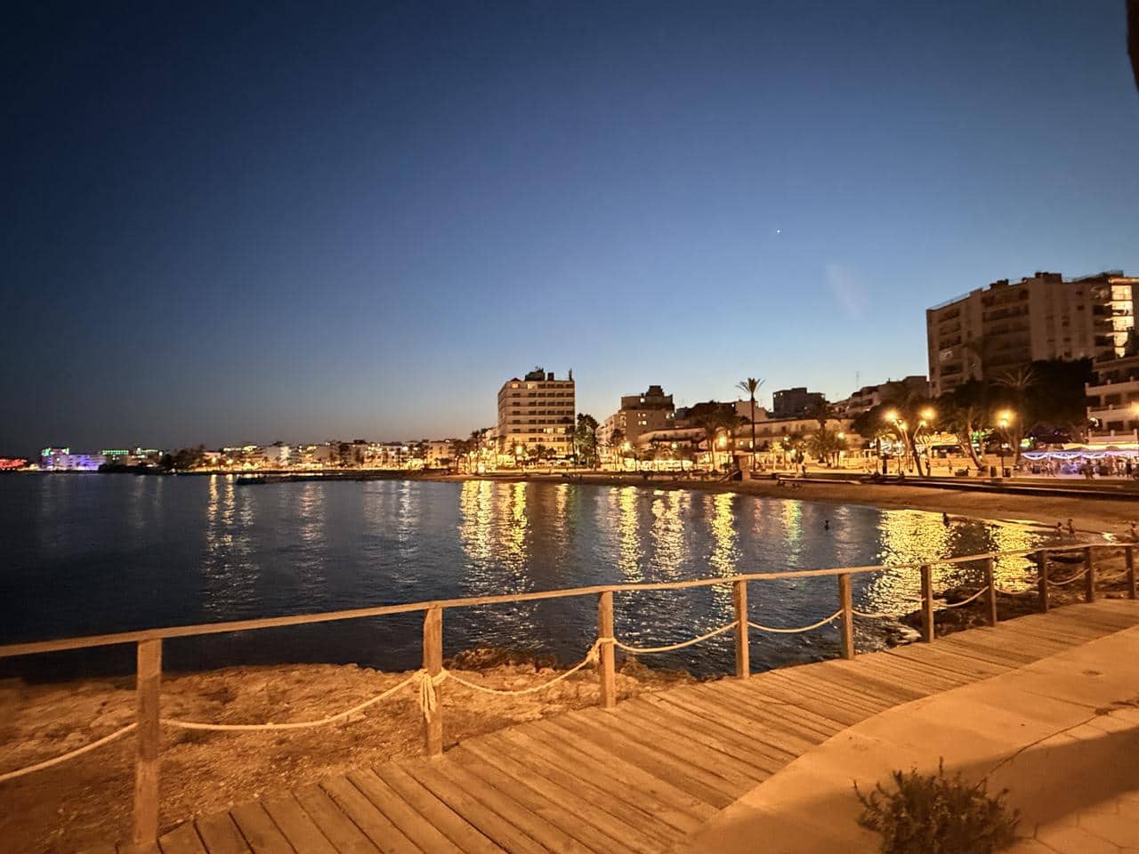 1 soverom Leilighet til leie i Ibiza by - € 3 000 (Ref: 9984035)