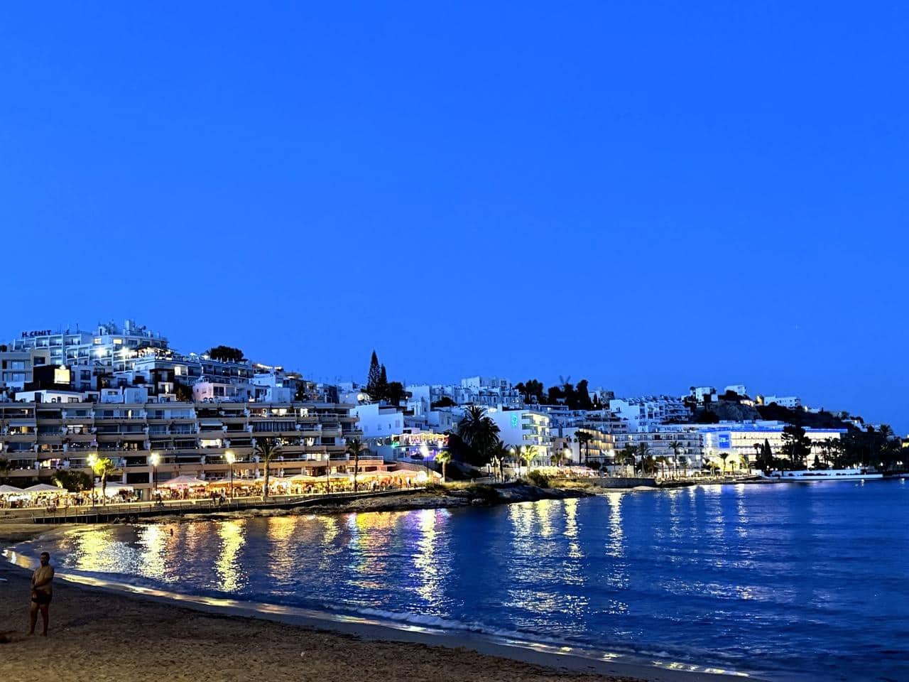 1 soverom Leilighet til leie i Ibiza by - € 3 000 (Ref: 9984035)