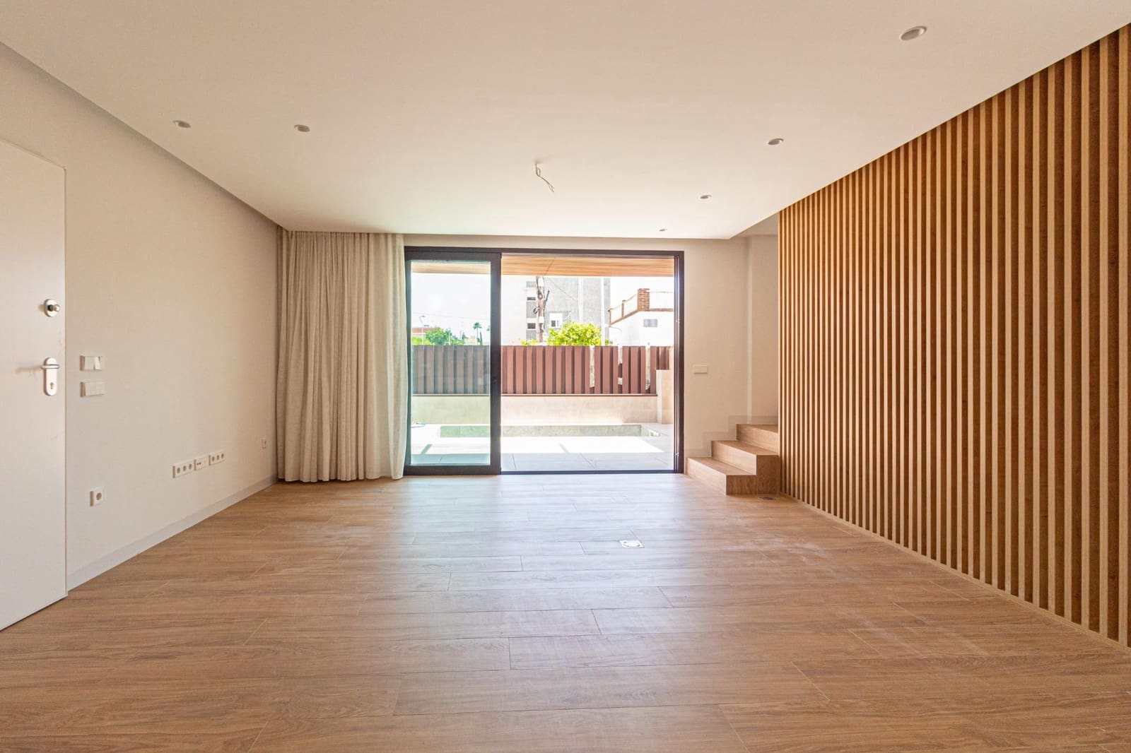 3 quarto Moradia para venda em Santiago de la Ribera com piscina - 519 000 € (Ref: 10001003)