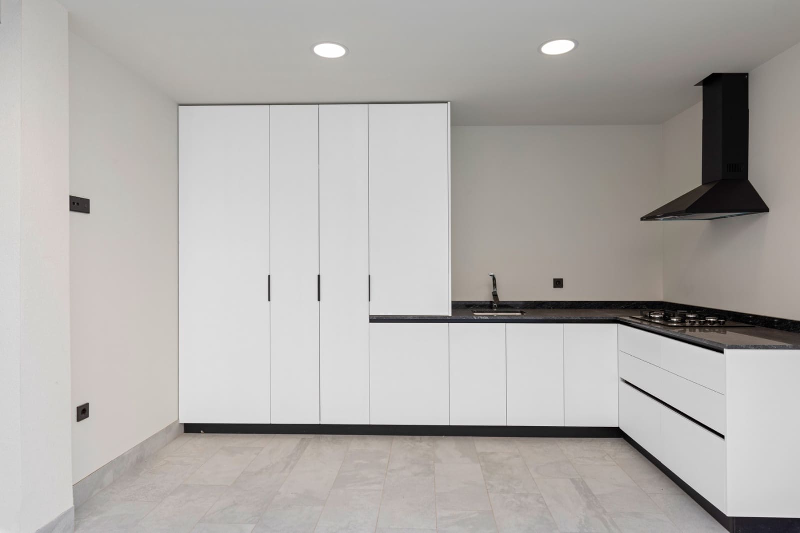 4 soverom Kjedet enebolig til salgs i Torre de la Horadada med svømmebasseng - € 649 000 (Ref: 10012311)