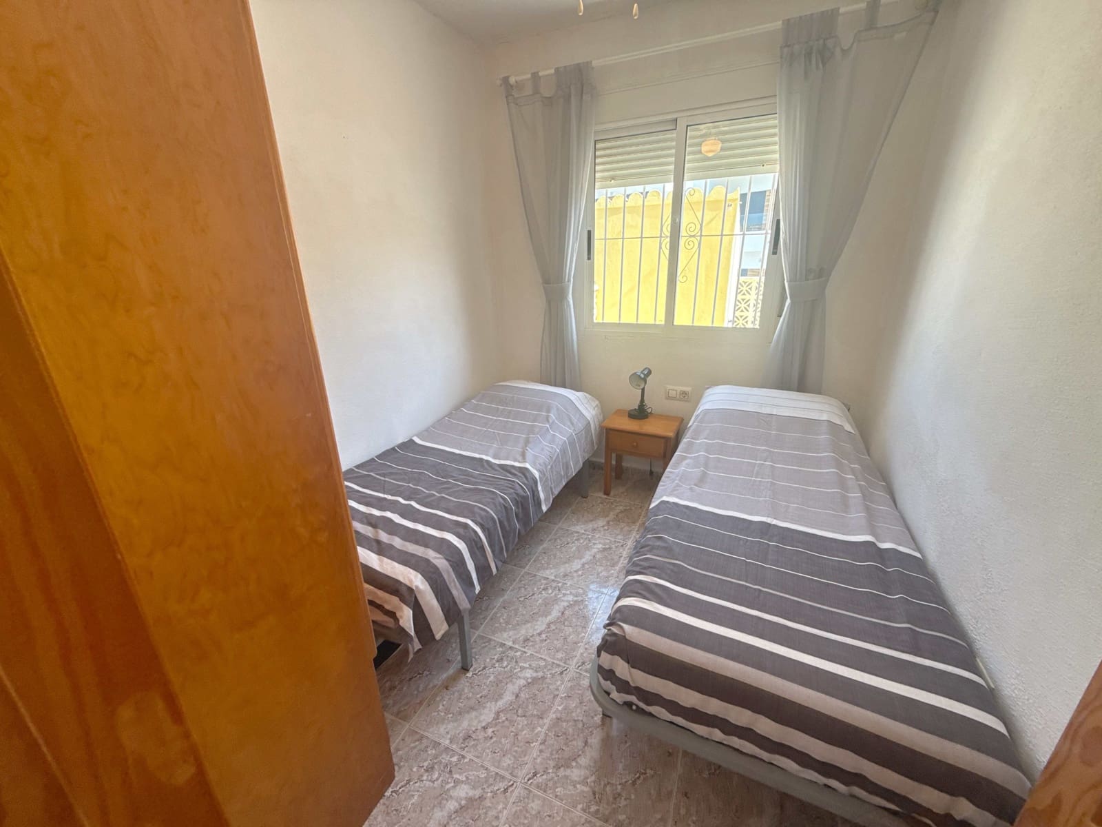 3 slaapkamer Huis te koop in La Zenia met zwembad garage - € 269.950 (Ref: 10016710)