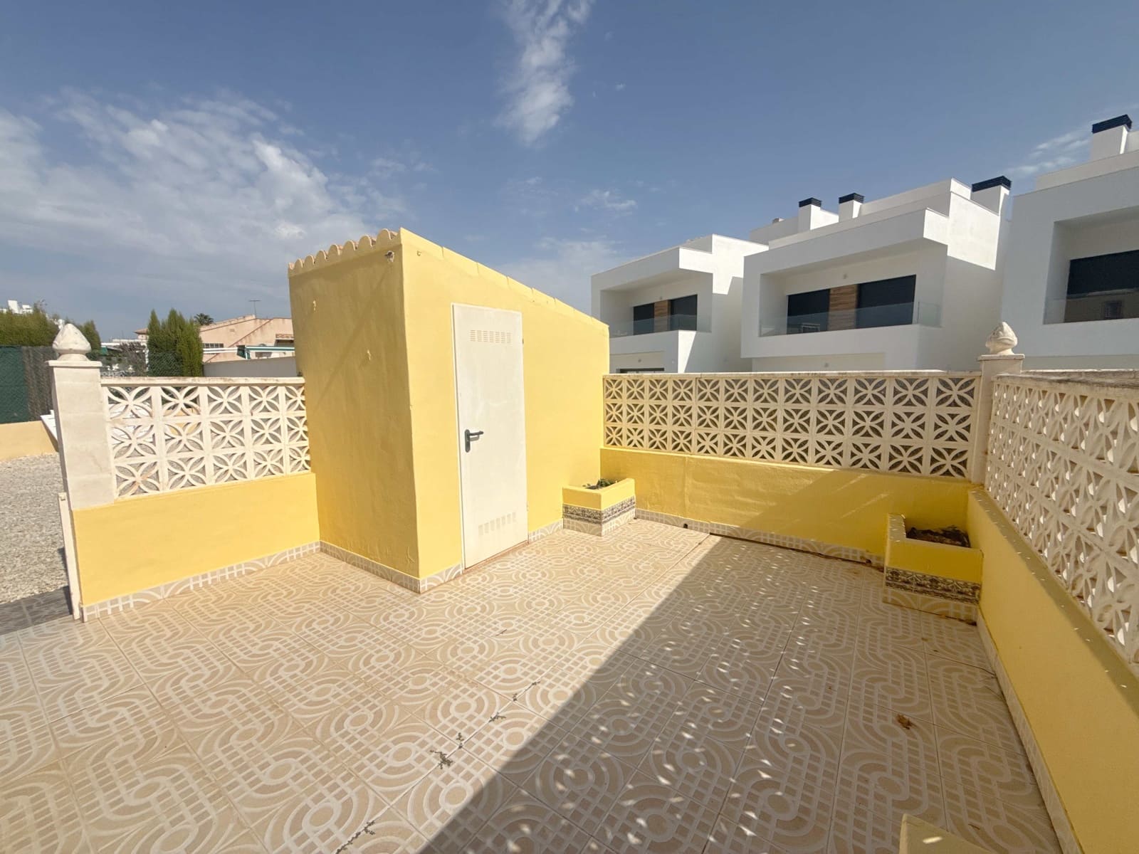 3 slaapkamer Huis te koop in La Zenia met zwembad garage - € 269.950 (Ref: 10016710)