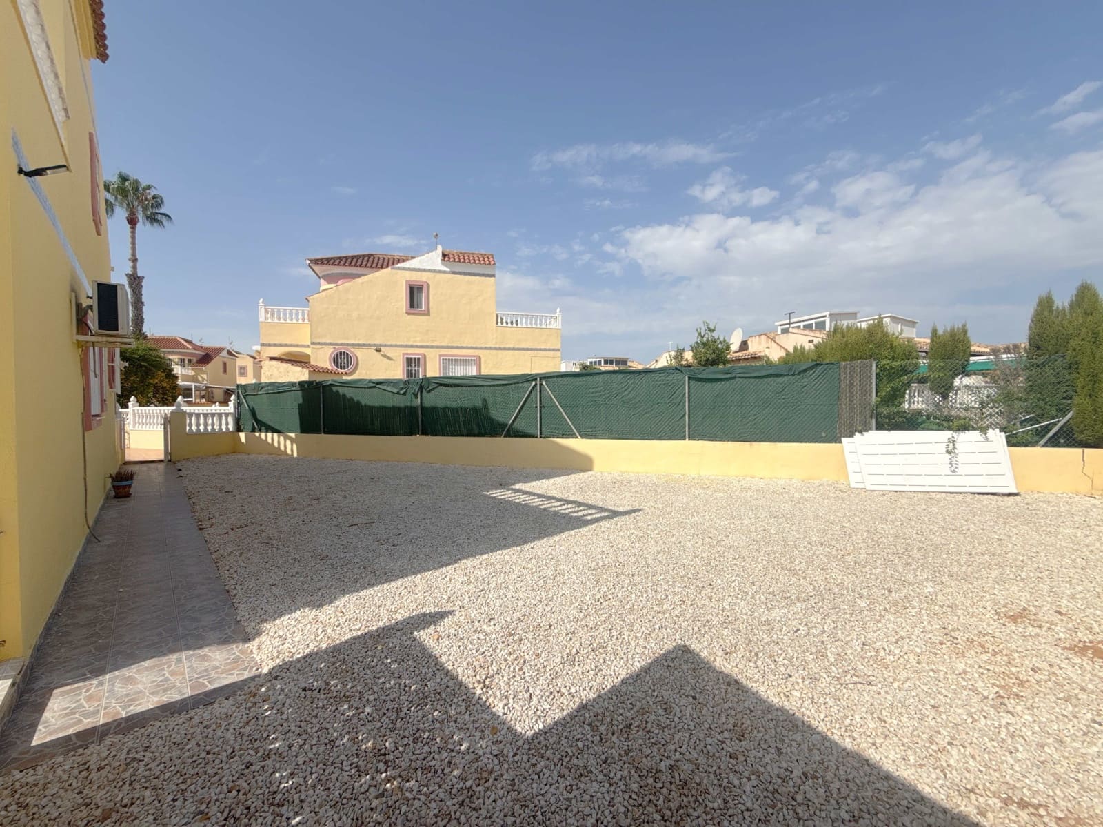 3 slaapkamer Huis te koop in La Zenia met zwembad garage - € 269.950 (Ref: 10016710)