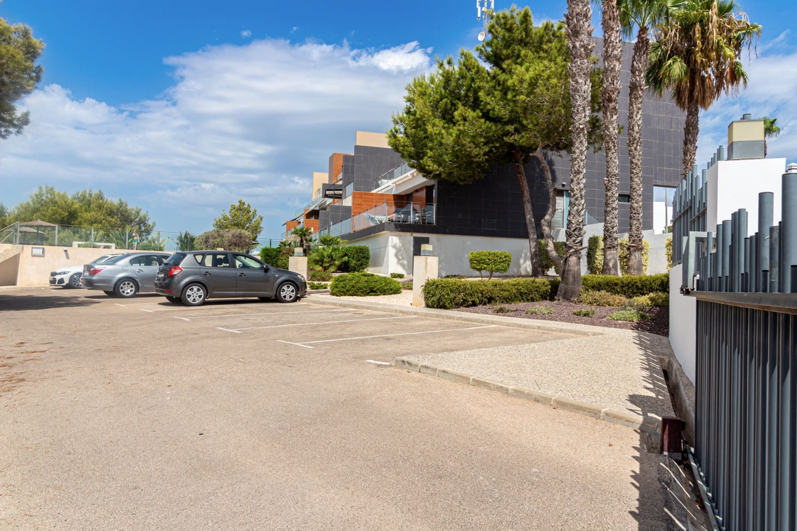 2 soveværelse Lejlighed til salg i Villamartin med swimmingpool - € 239.000 (Ref: 10024740)