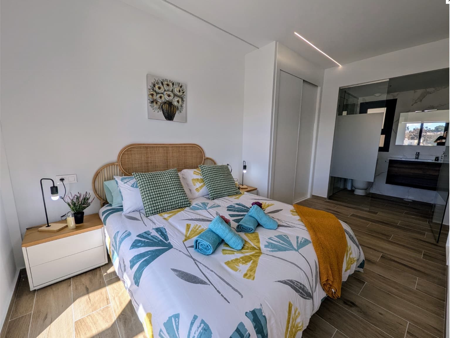2 bedroom Apartment for sale in Orihuela Costa with pool - € 299,000 (Ref: 10024745)