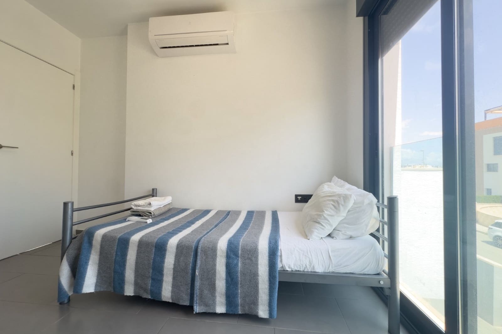 2 Zimmer Apartment zu verkaufen in La Zenia mit Pool - 339.000 € (Ref: 10024746)