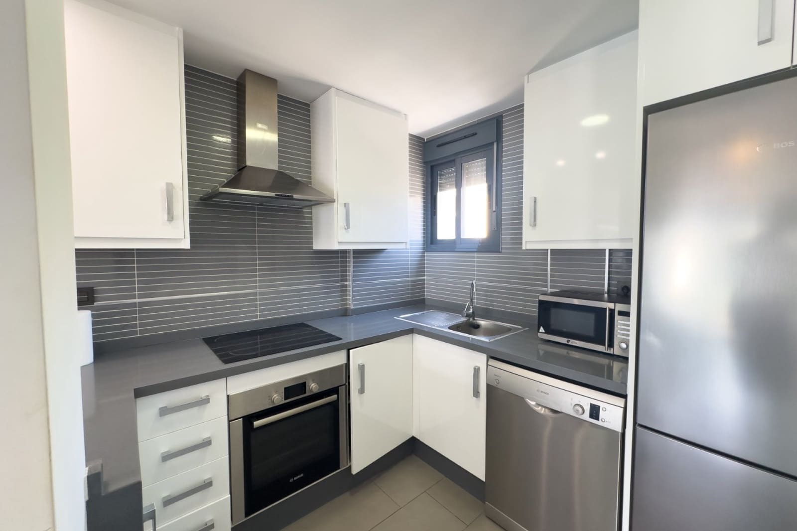 2 Zimmer Apartment zu verkaufen in La Zenia mit Pool - 339.000 € (Ref: 10024746)