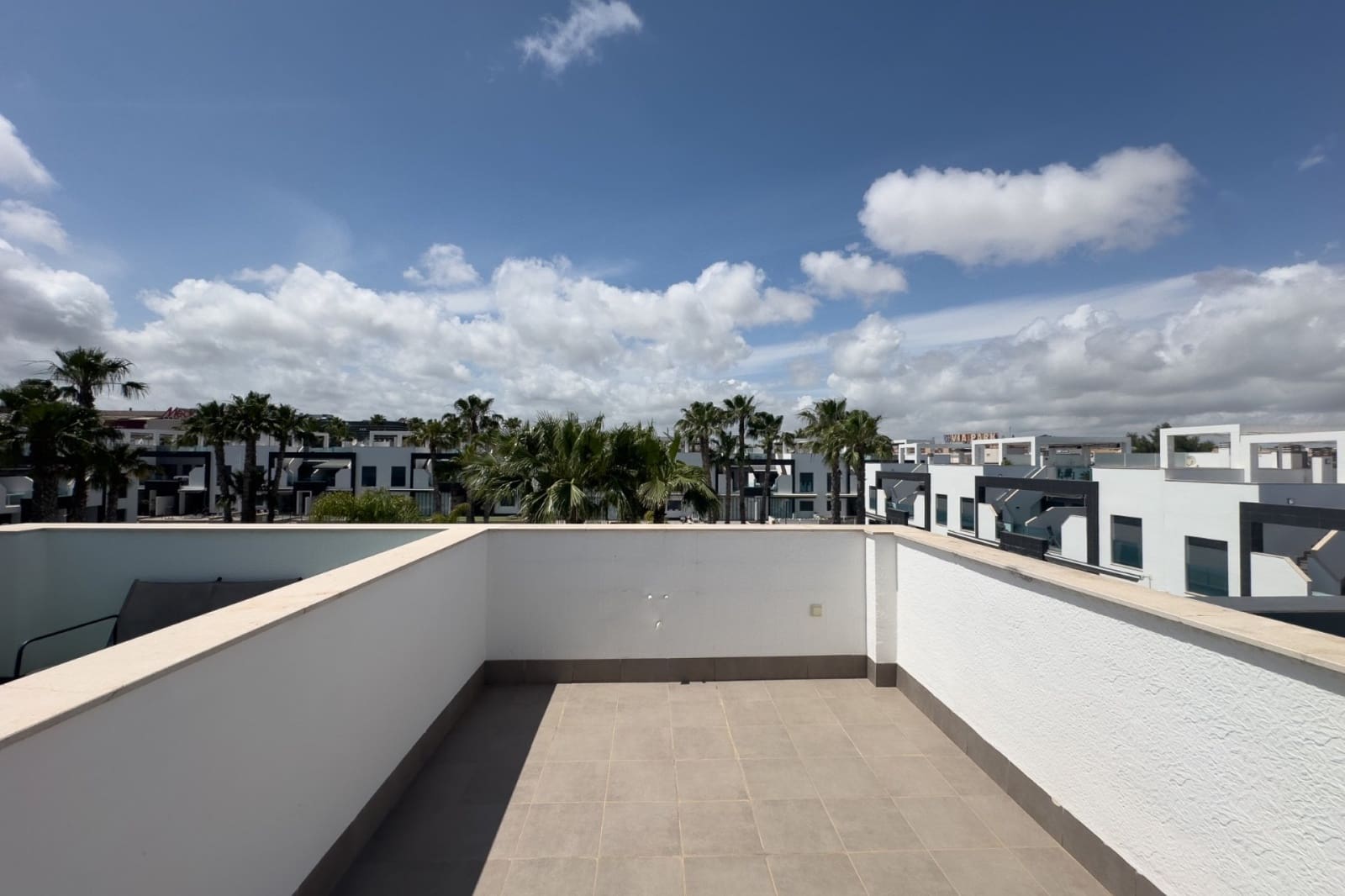 2 Zimmer Apartment zu verkaufen in La Zenia mit Pool - 339.000 € (Ref: 10024746)