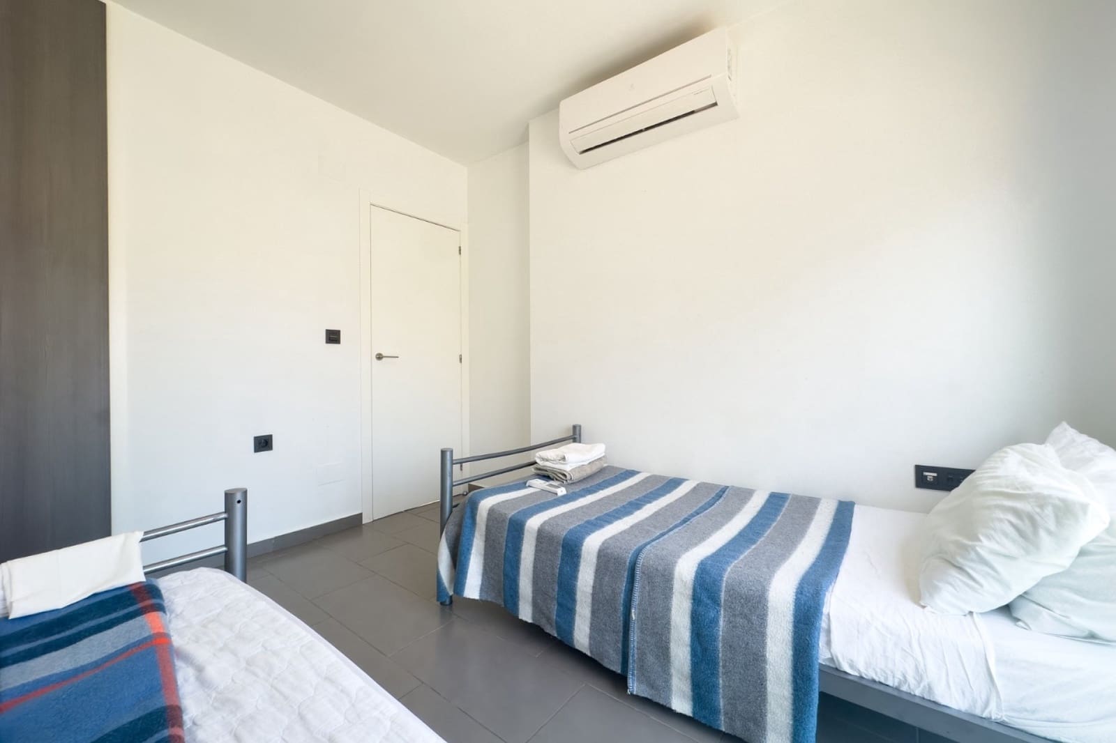 2 Zimmer Apartment zu verkaufen in La Zenia mit Pool - 339.000 € (Ref: 10024746)