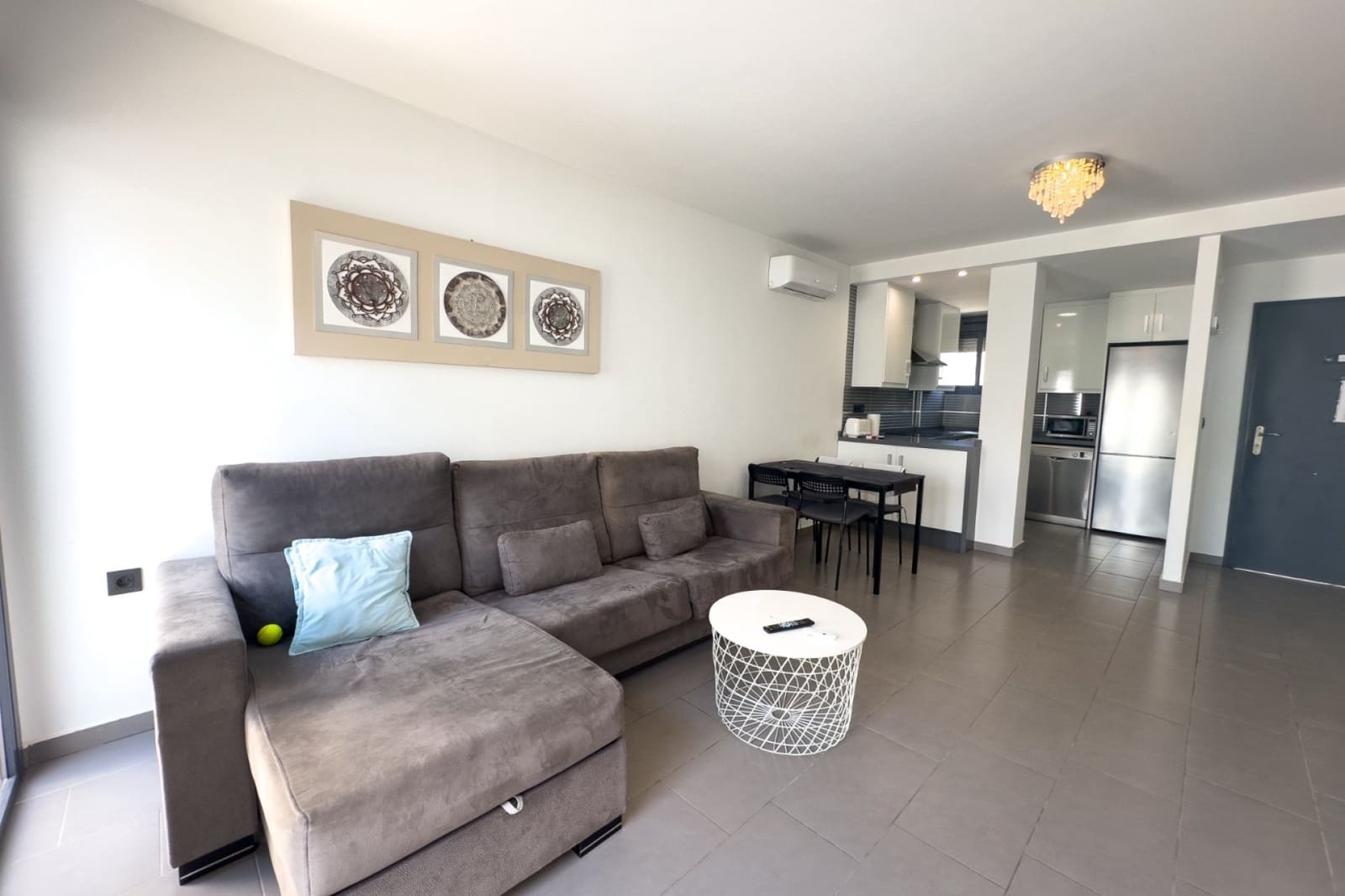 2 Zimmer Apartment zu verkaufen in La Zenia mit Pool - 339.000 € (Ref: 10024746)
