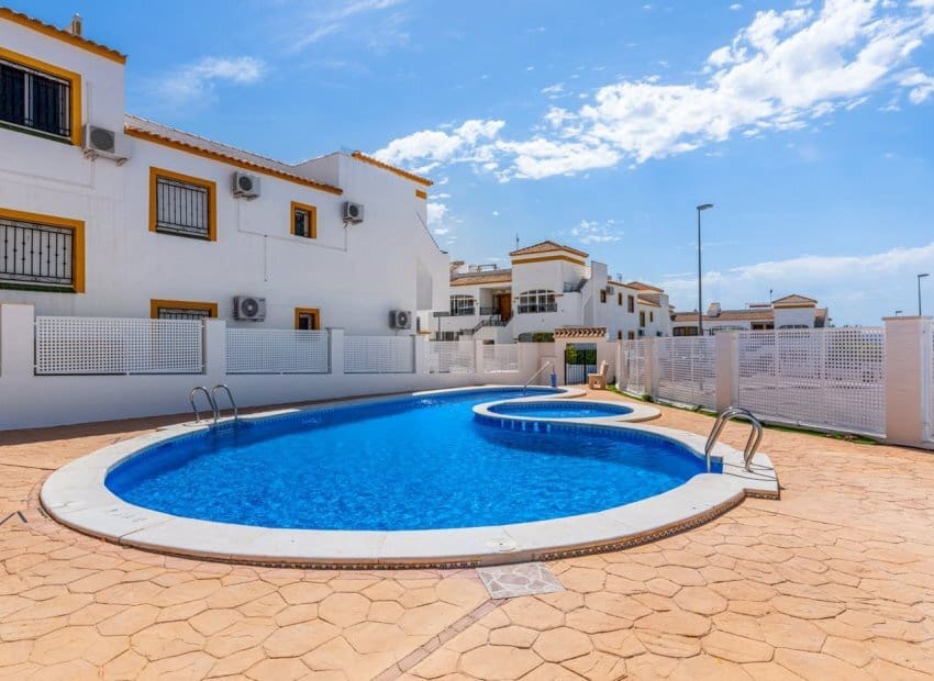 2 chambre Penthouse à vendre à Vistabella avec piscine - 142 550 € (Ref: 10030926)