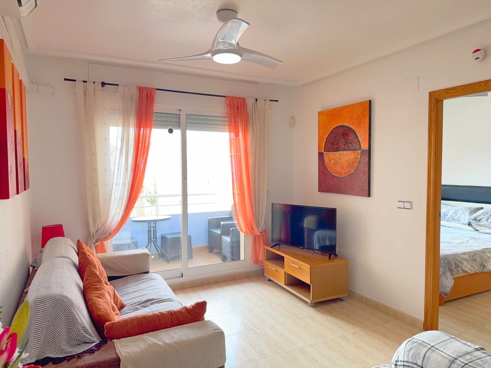 2 Zimmer Apartment zu verkaufen in Cabo Roig mit Pool - 184.950 € (Ref: 10082132)