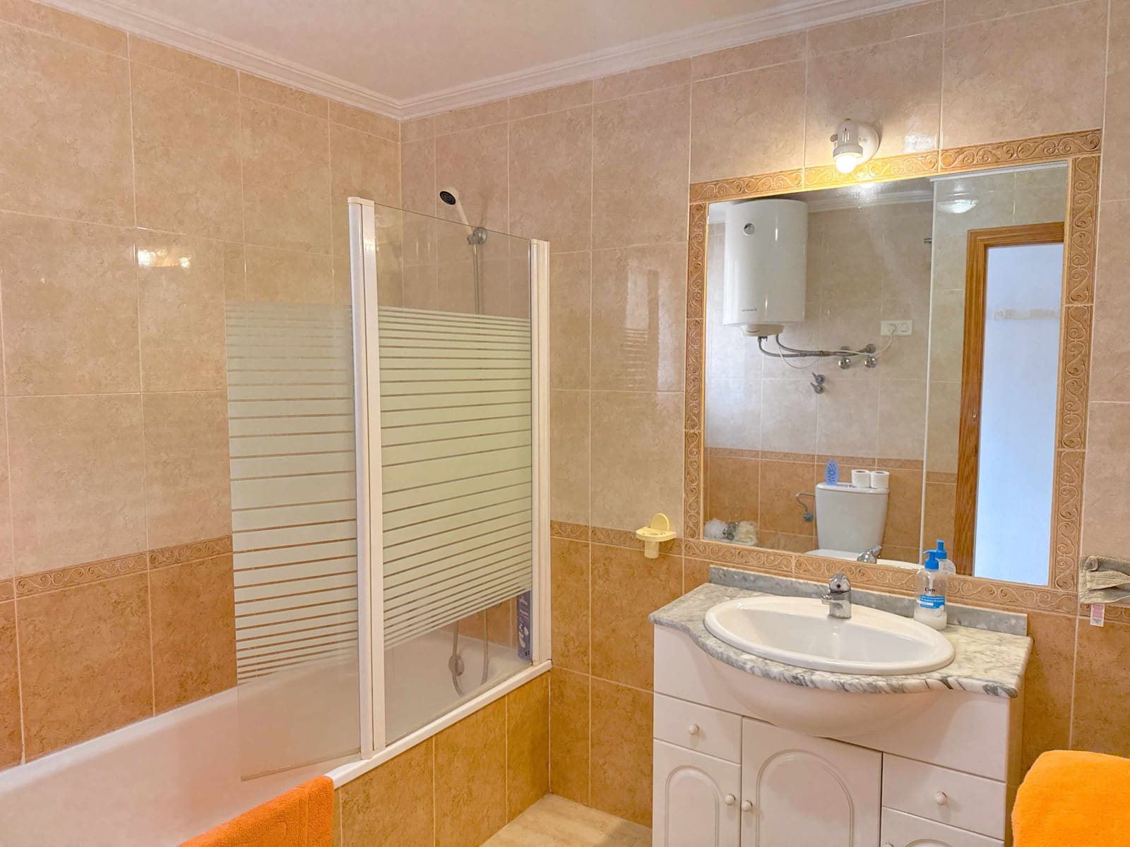 2 Zimmer Apartment zu verkaufen in Cabo Roig mit Pool - 184.950 € (Ref: 10082132)