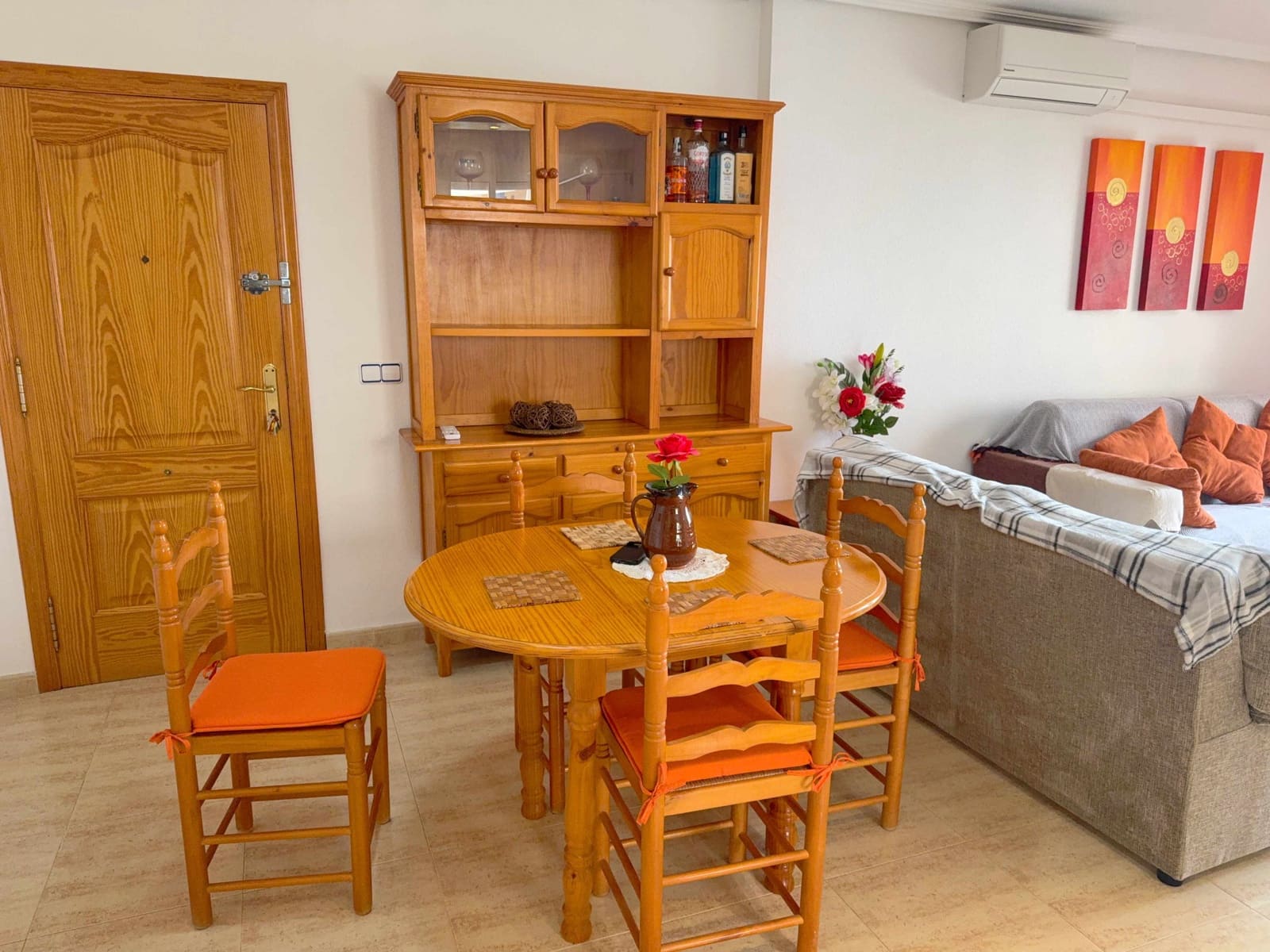 2 Zimmer Apartment zu verkaufen in Cabo Roig mit Pool - 184.950 € (Ref: 10082132)