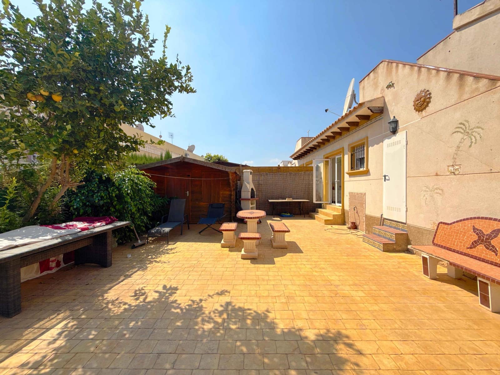 Bungalow de 2 habitaciones en La Zenia en venta con piscina - 219.950 € (Ref: 10082133)