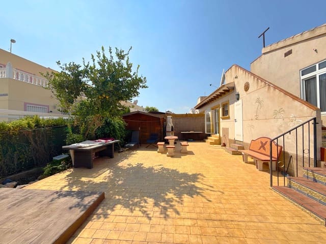 Bungalow de 2 habitaciones en La Zenia, Orihuela en venta con piscina - 219.950 € (Ref: 10082133)