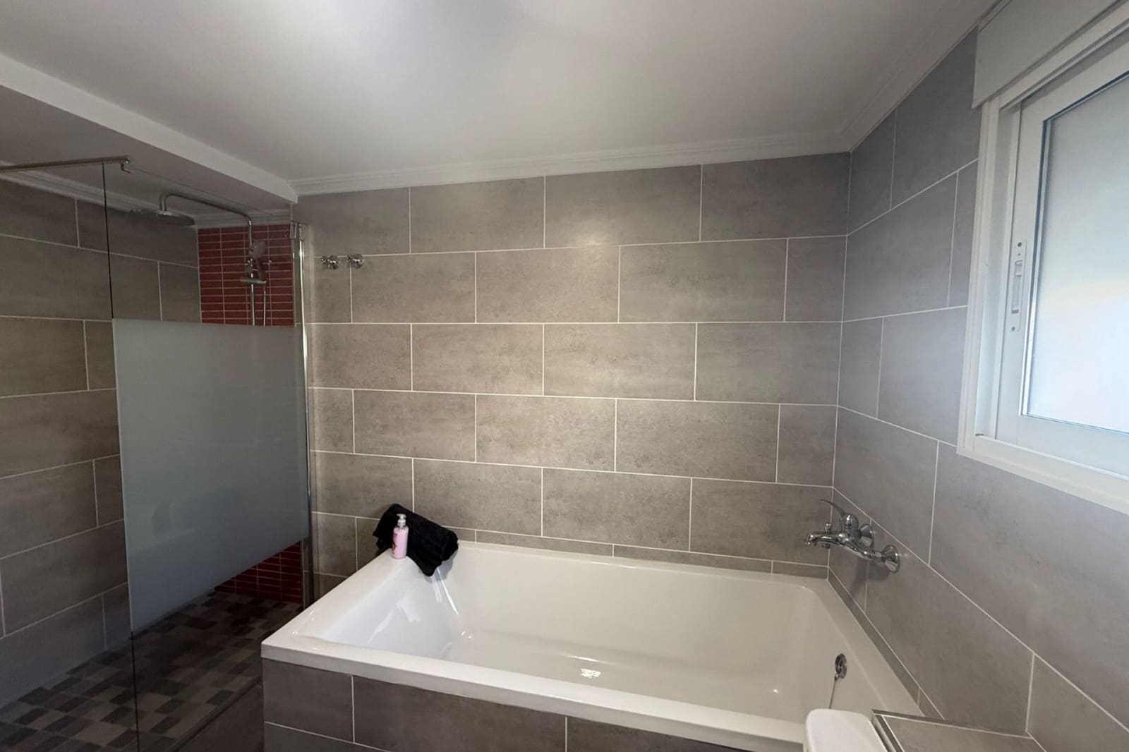 5 makuuhuone Huvila myytävänä paikassa Villamartin mukana uima-altaan - 369 000 € (Ref: 10091612)