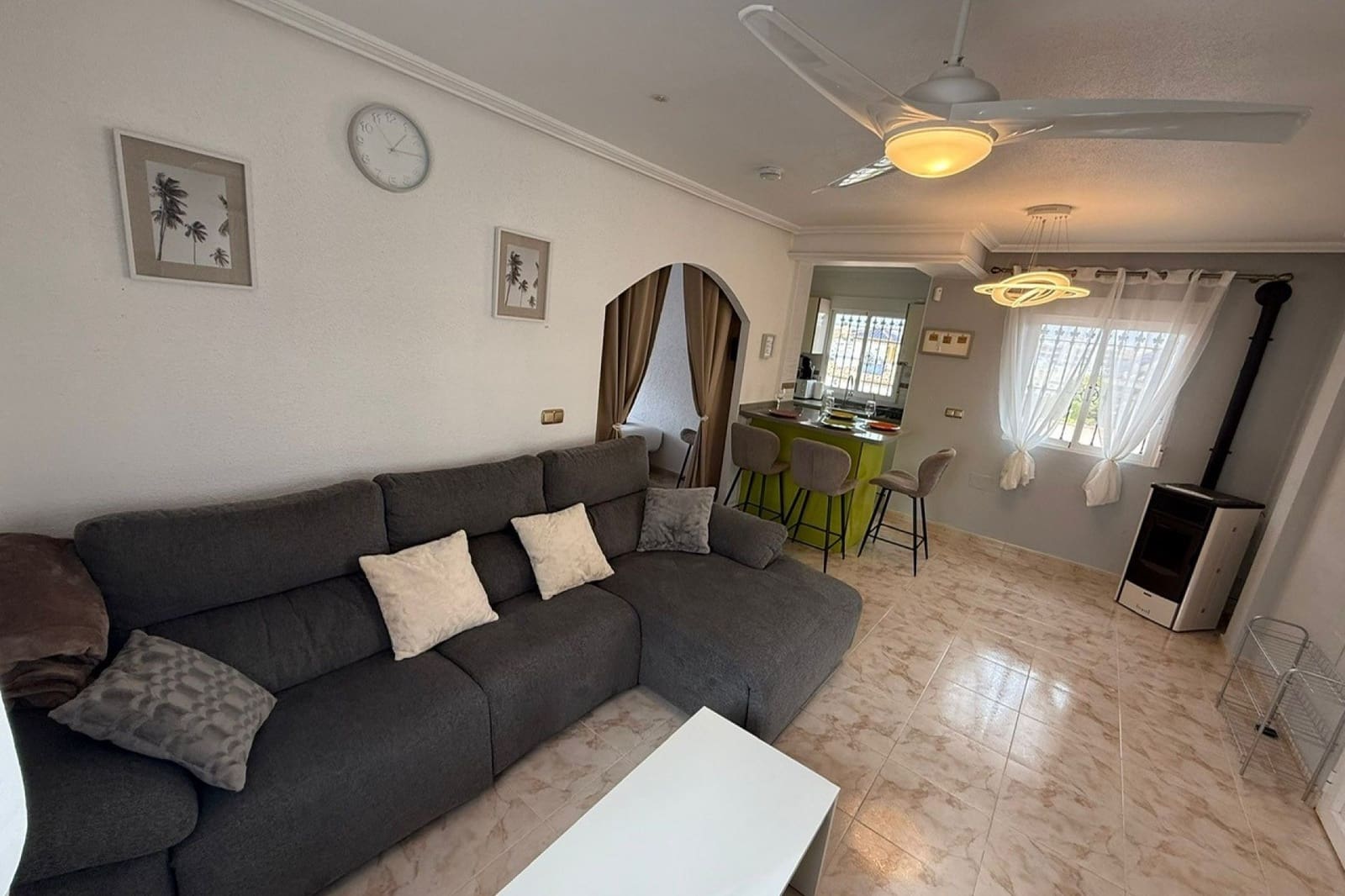 5 makuuhuone Huvila myytävänä paikassa Villamartin mukana uima-altaan - 369 000 € (Ref: 10091612)