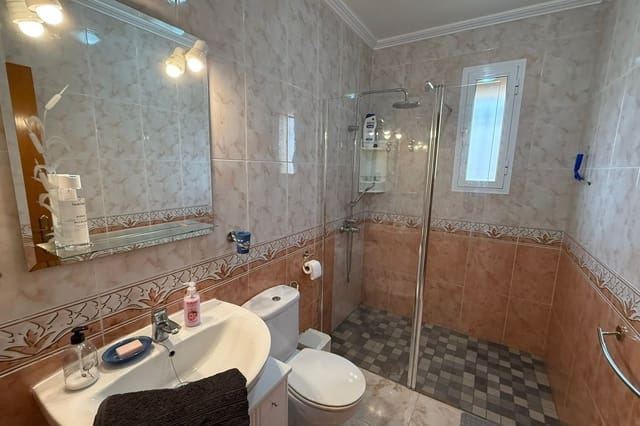 5 makuuhuone Huvila myytävänä paikassa Villamartin, Orihuela mukana uima-altaan - 369 000 € (Ref: 10091612)