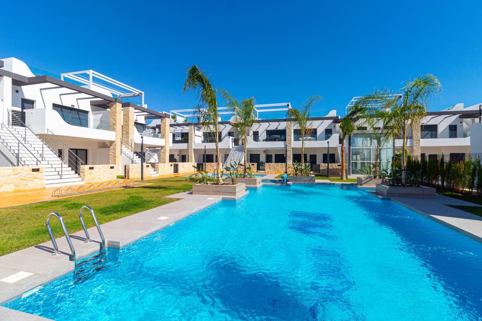 3 bedroom Apartment for sale in Orihuela Costa with pool garage - € 399,000 (Ref: 10117388)