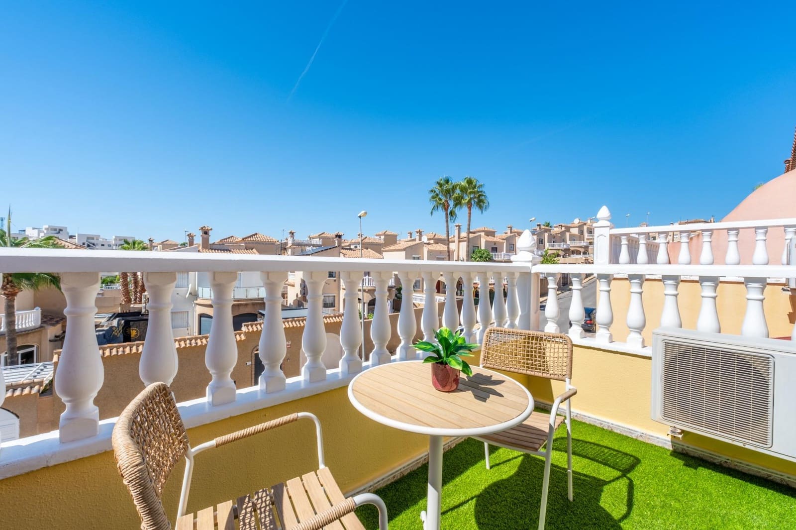 2 Zimmer Reihenhaus zu verkaufen in Campoamor mit Pool - 229.800 € (Ref: 10117389)