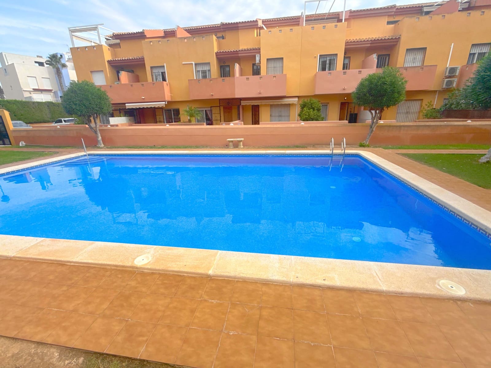 3 chambre Maison de Ville à vendre à Cabo Roig avec piscine - 239 950 € (Ref: 10117391)