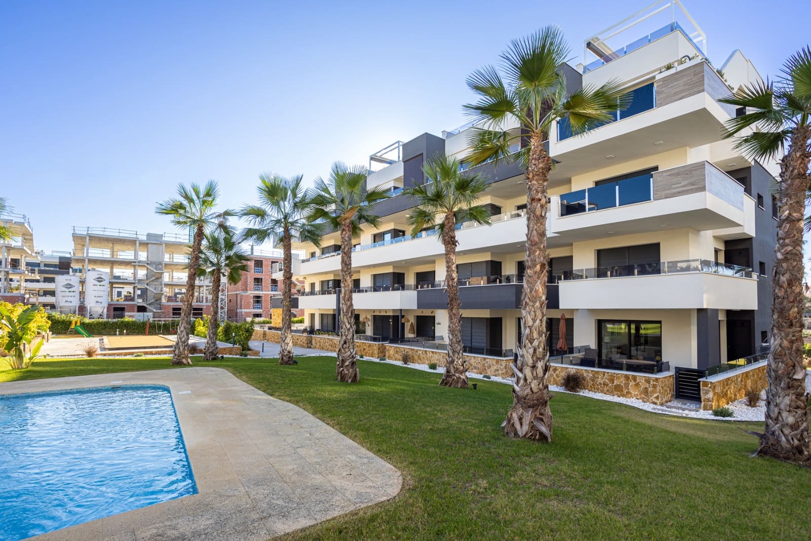 2 sovrum Lägenhet till salu i Orihuela Costa med pool garage - 279 000 € (Ref: 10117395)