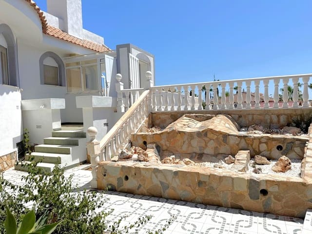 5 soveværelse Villa til salg i Las Filipinas med swimmingpool garage - € 990.000 (Ref: 10117398)