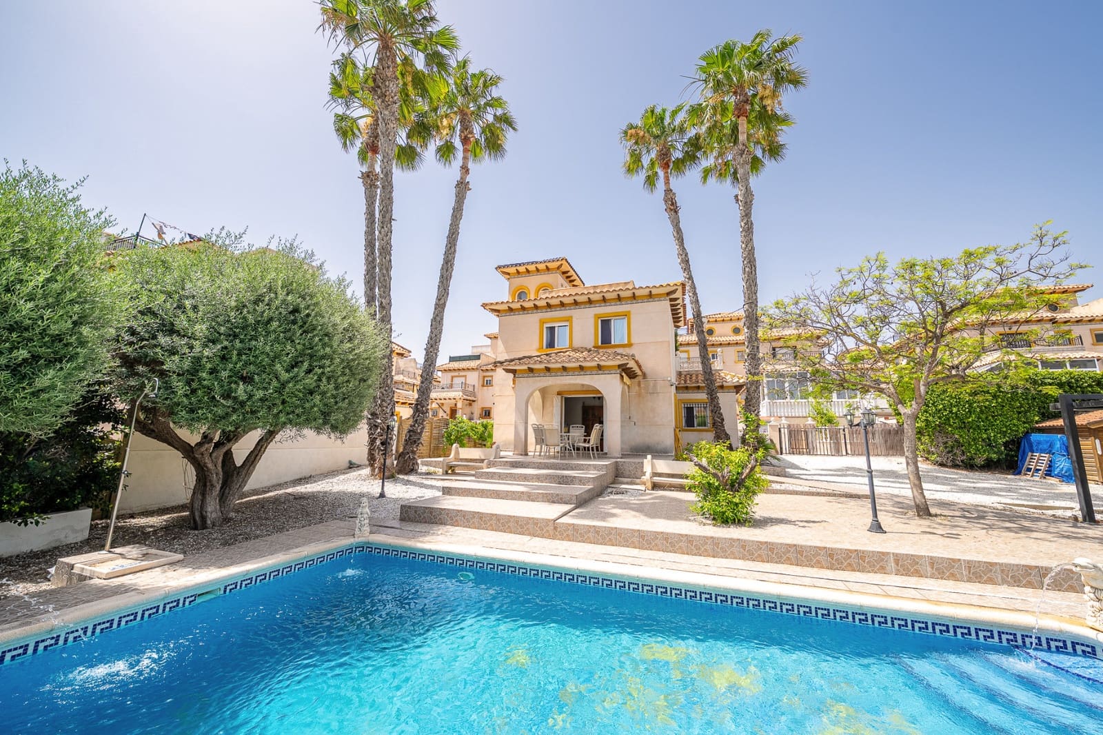 3 soverom Villa til salgs i Playa Flamenca med svømmebasseng - € 529 900 (Ref: 10117407)