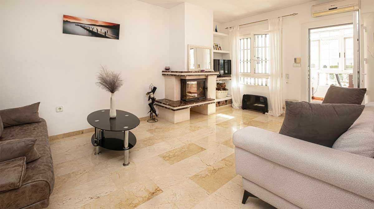 2 sovrum Lägenhet till salu i Dehesa de Campoamor med pool - 209 000 € (Ref: 10135058)