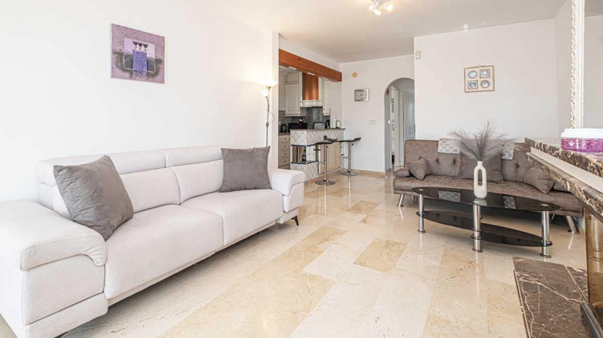 2 sovrum Lägenhet till salu i Dehesa de Campoamor med pool - 209 000 € (Ref: 10135058)