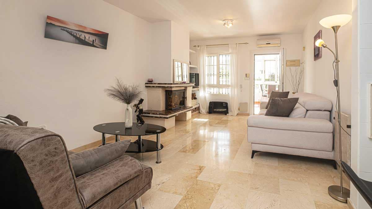2 sovrum Lägenhet till salu i Dehesa de Campoamor med pool - 209 000 € (Ref: 10135058)