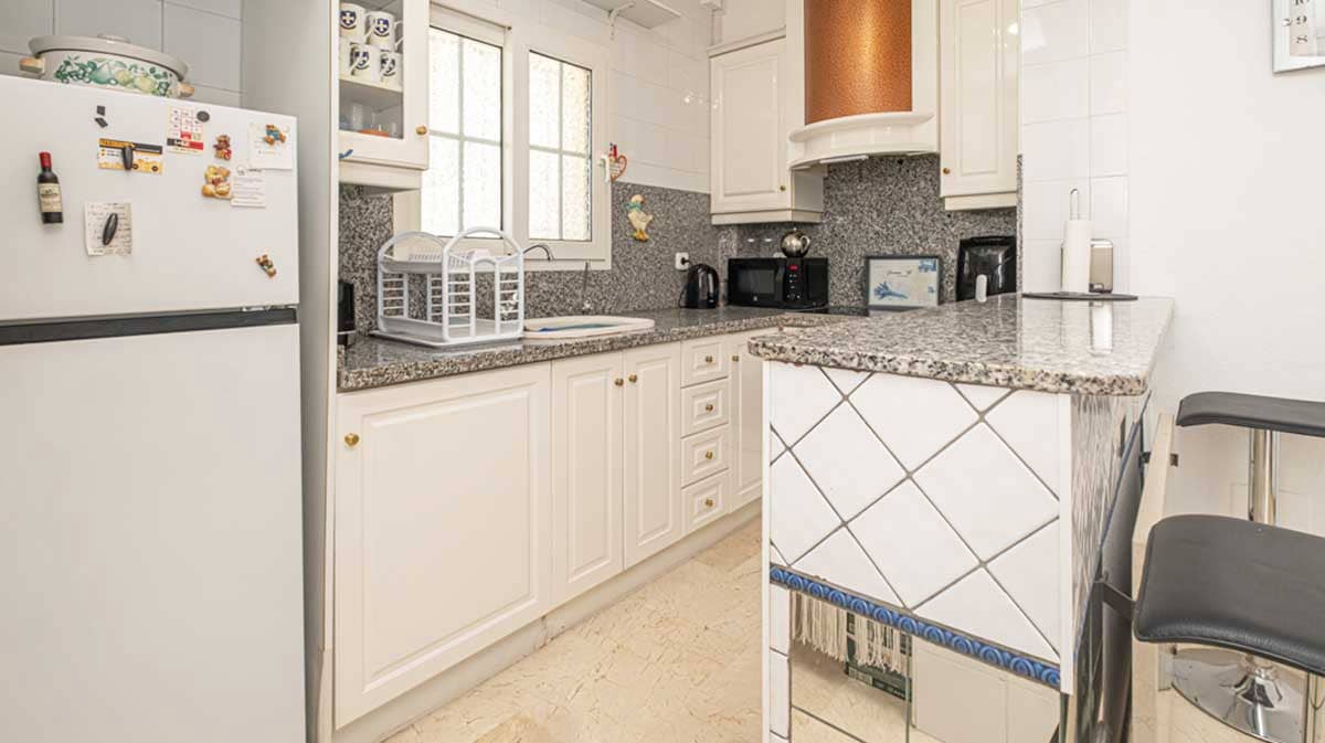 2 sovrum Lägenhet till salu i Dehesa de Campoamor med pool - 209 000 € (Ref: 10135058)