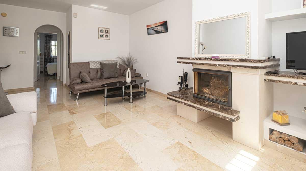 2 sovrum Lägenhet till salu i Dehesa de Campoamor med pool - 209 000 € (Ref: 10135058)