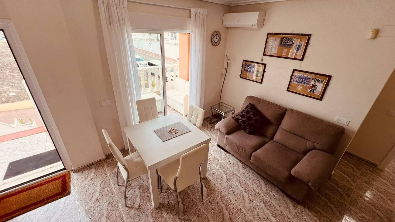 3 makuuhuone Huoneisto myytävänä paikassa Villamartin mukana uima-altaan - 169 950 € (Ref: 10160357)