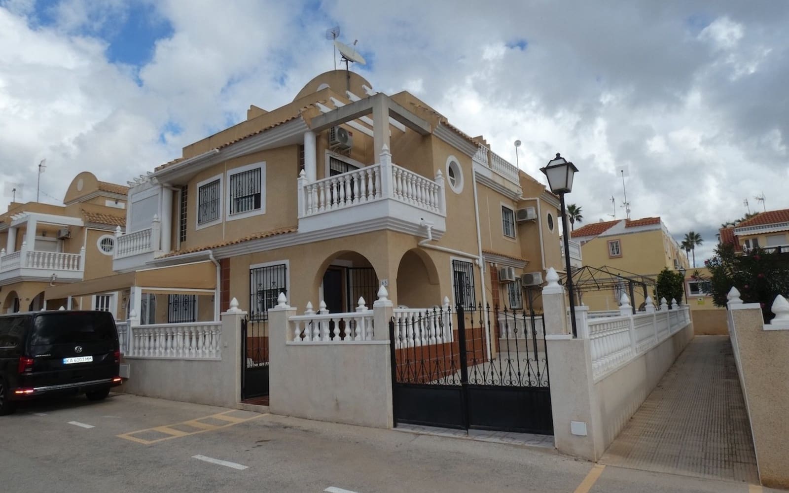 3 camera da letto Villetta Bifamiliare in vendita in Cabo Roig con piscina - 249.995 € (Rif: 10160432)